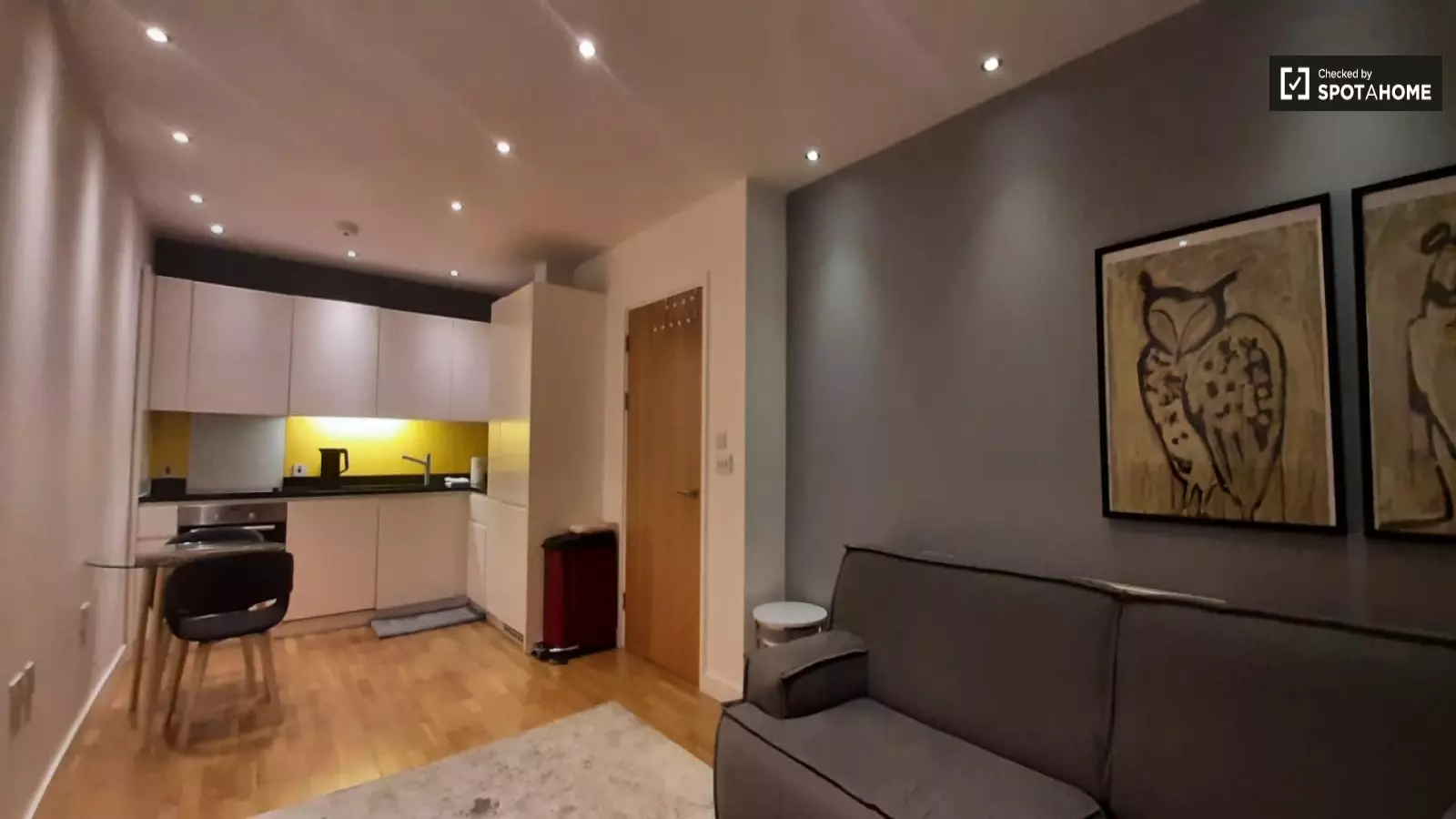 Flat Walworth Road in Greater London