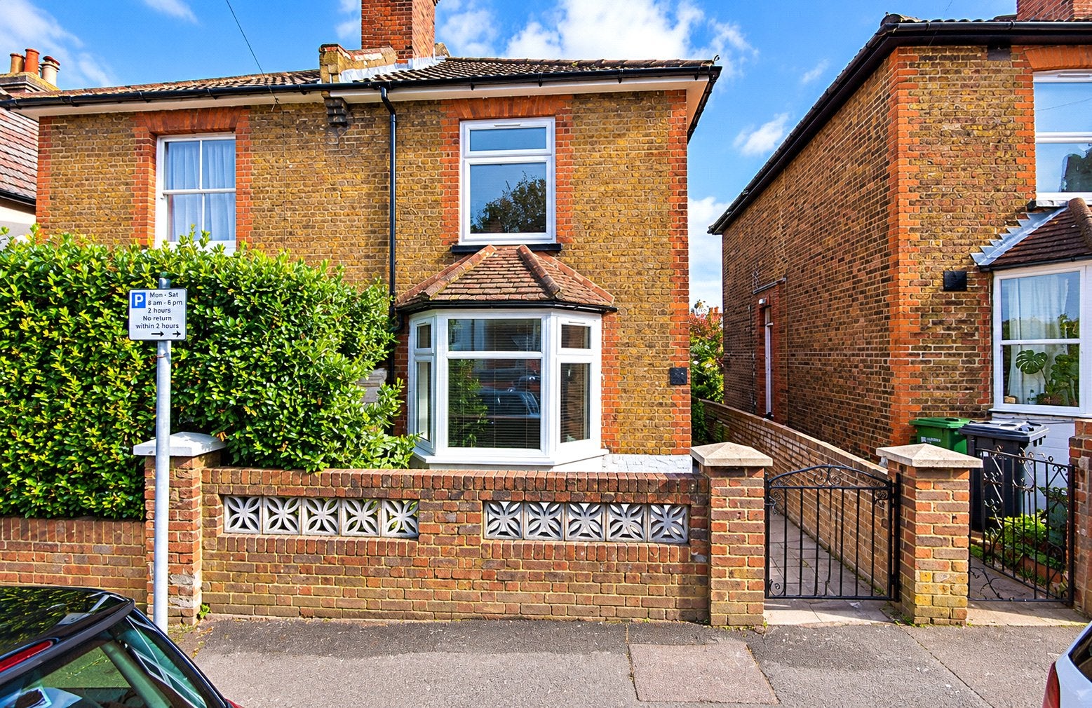 House Denzil Road in Guildford