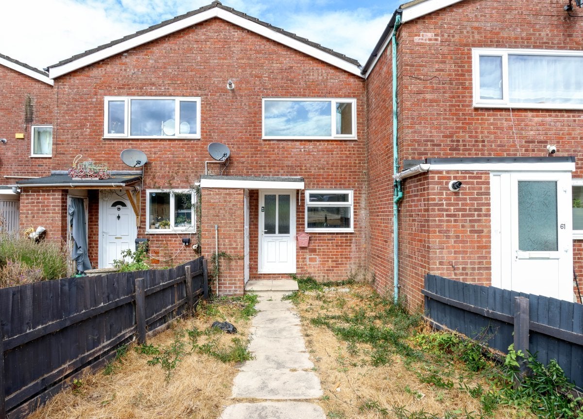 House Ford Lane in Ferndown