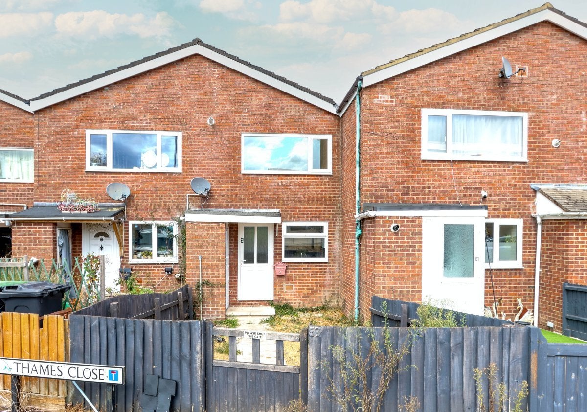 House Ford Lane in Ferndown
