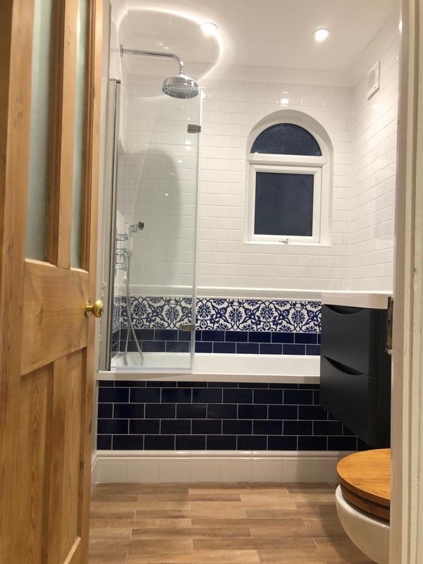 Room Choumert Grove in Greater London