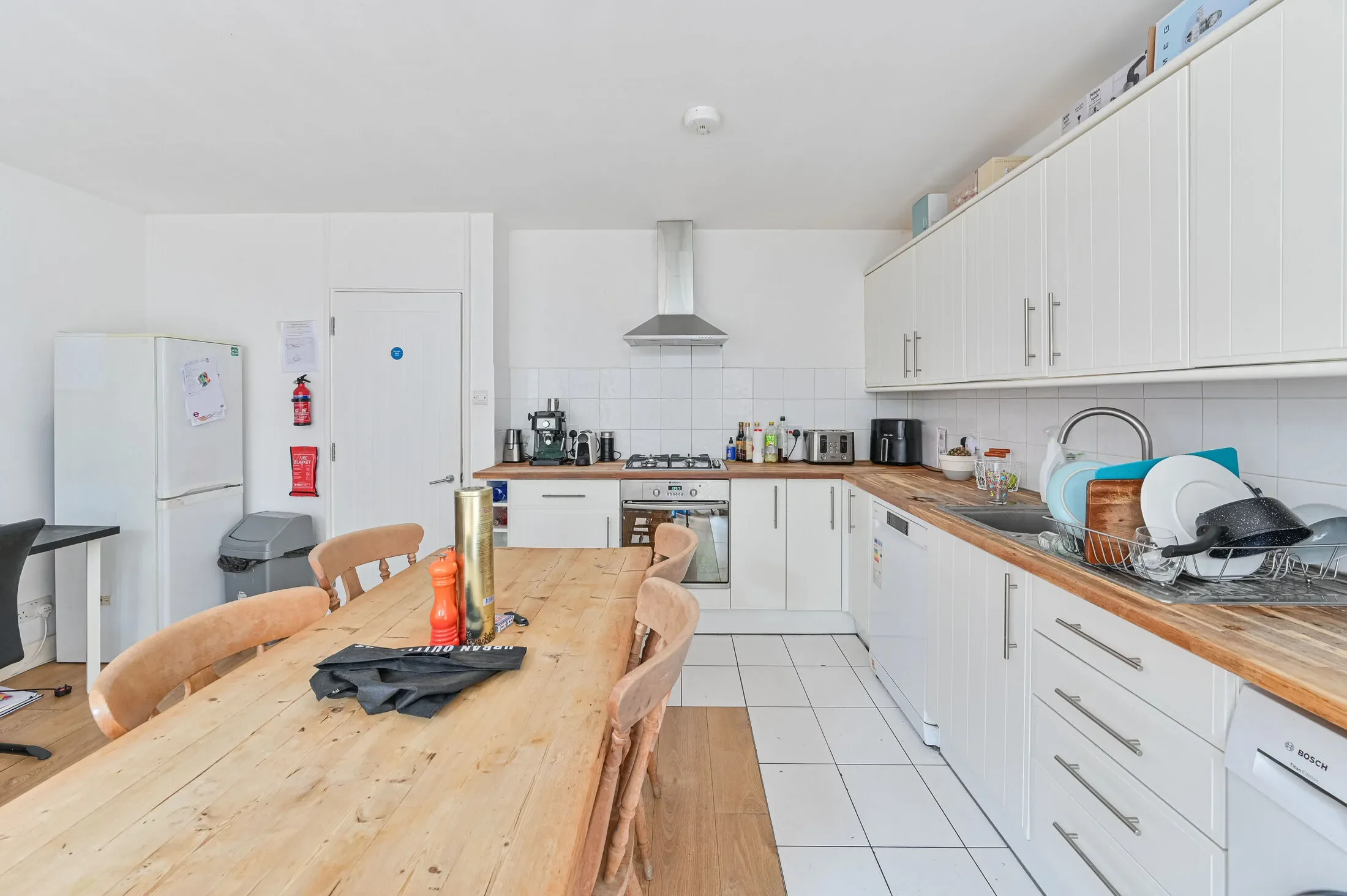 House Cottage Grove in Greater London