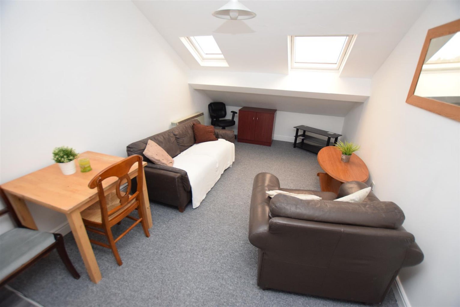 Flat Uttoxeter New Road in Derby