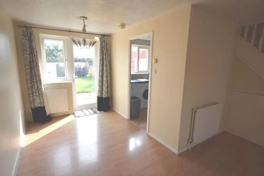 House Pioneer Way in Watford