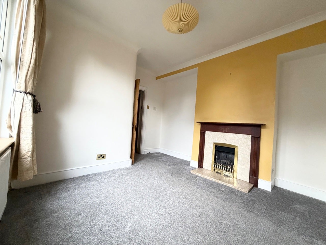 Flat Pretoria Road in Greater London