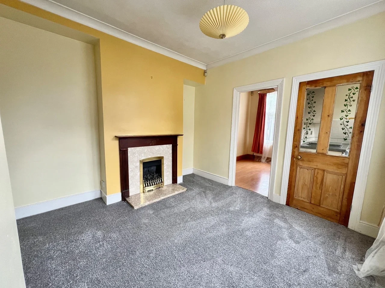 Flat Pretoria Road in Greater London