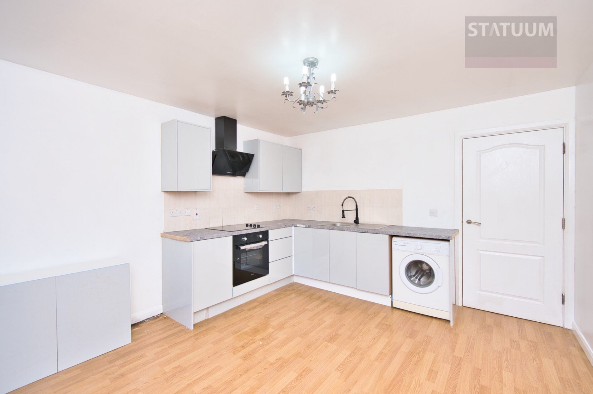 Flat Sparsholt Road in Greater London