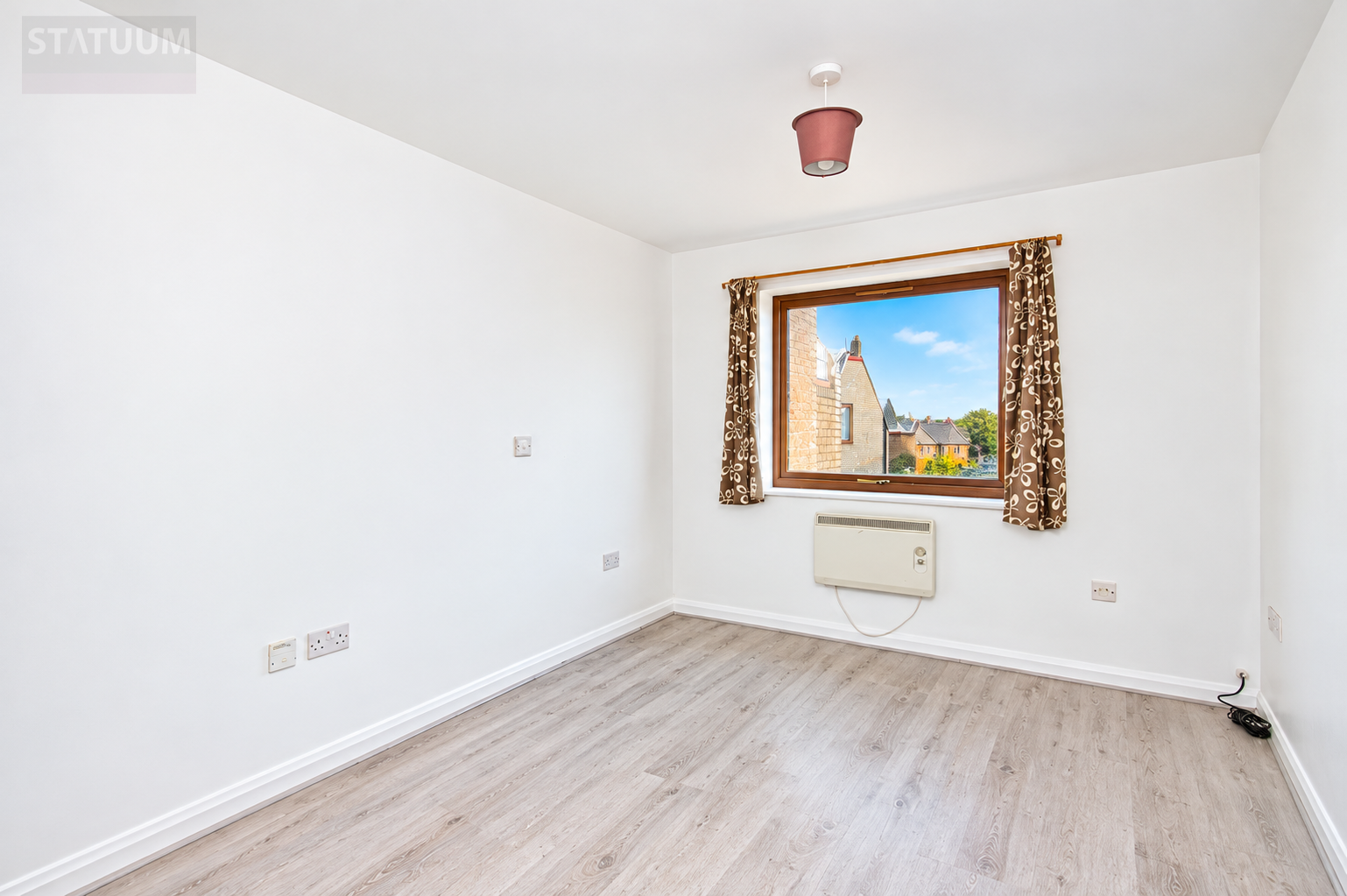 Flat Sparsholt Road in Greater London