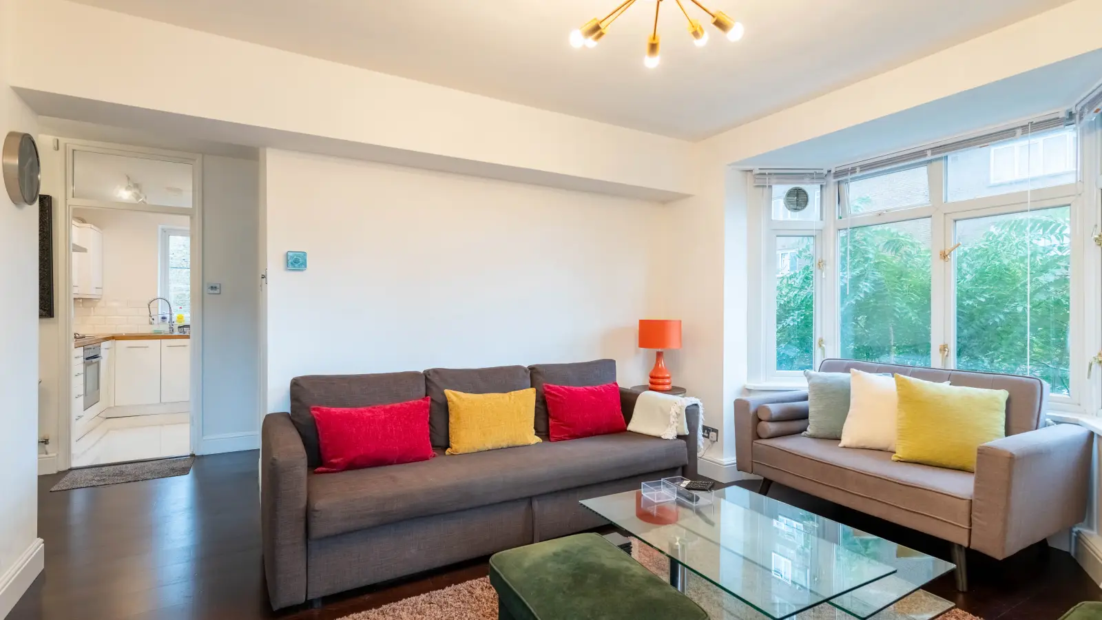 Flat Kennington Park Place in Greater London