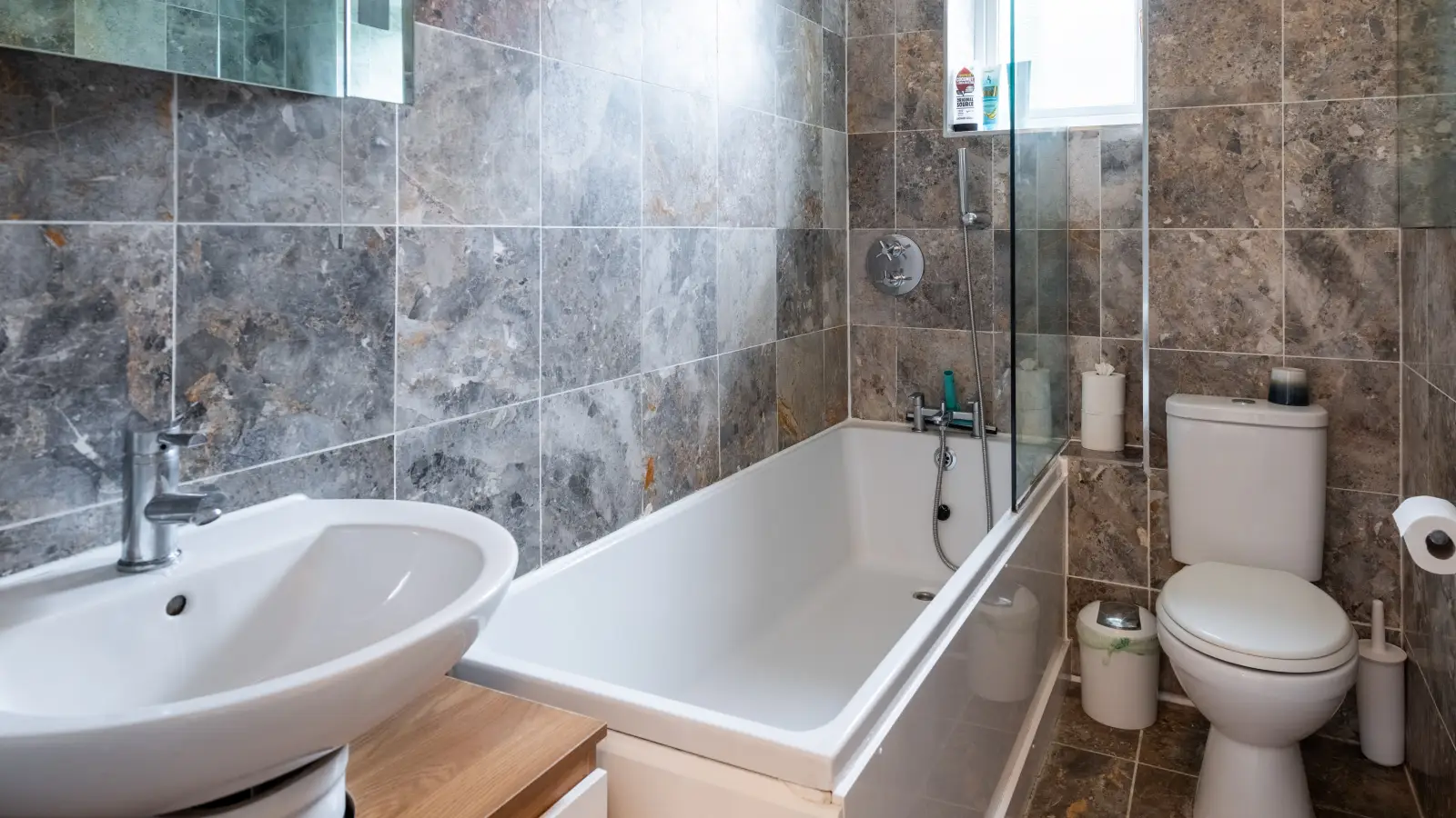 Flat Kennington Park Place in Greater London