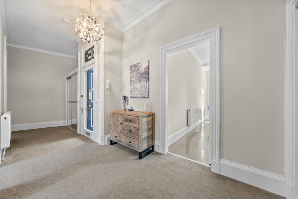 Flat Trefoil Avenue in Glasgow
