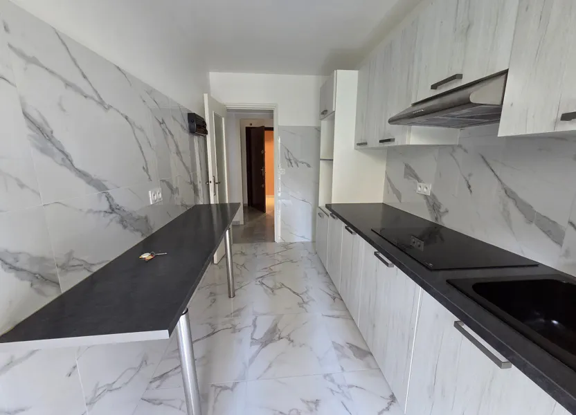 Flat Rue Puget in Nice