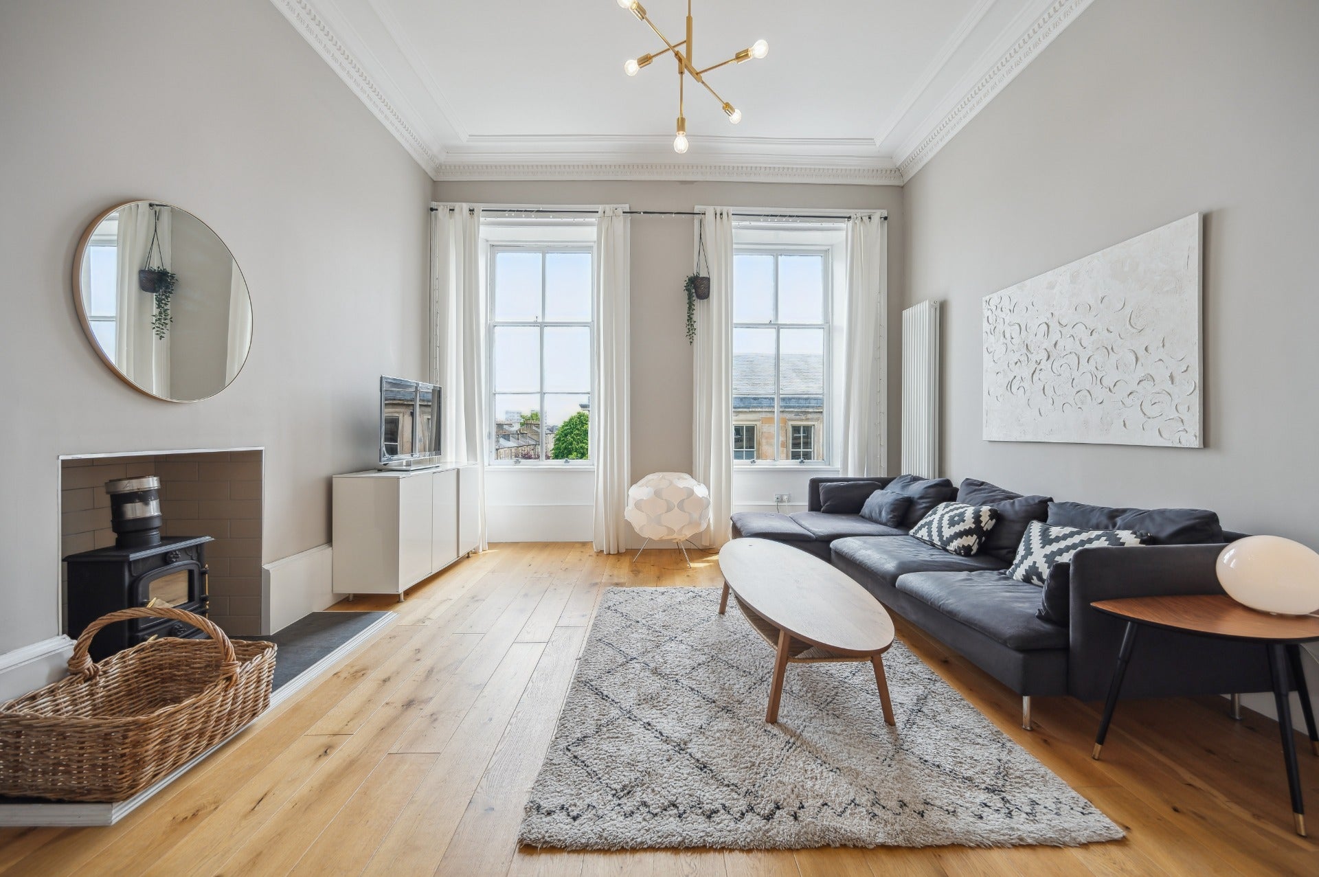 Flat Ruskin Place in Glasgow