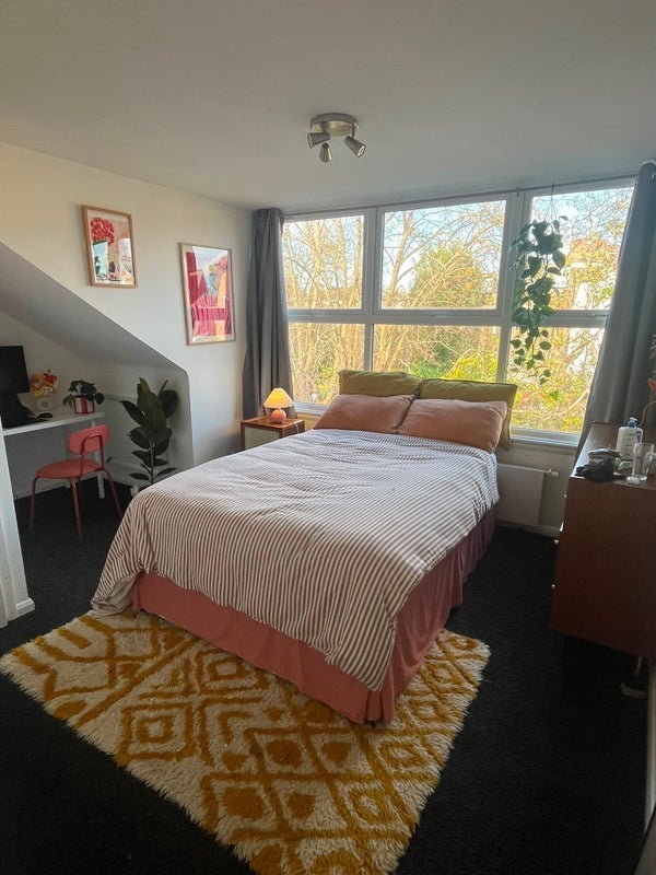Room Gloucester Drive in Greater London
