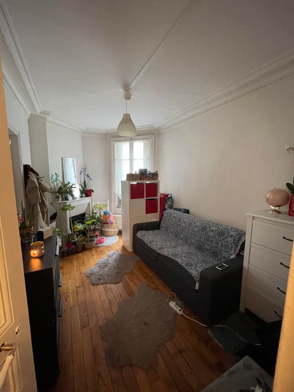 Flat Rue du Hameau in Paris