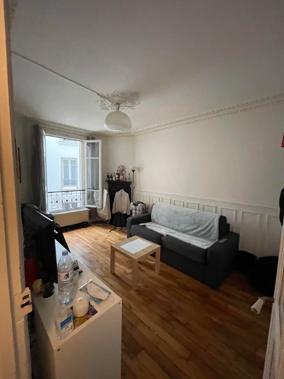 Flat Rue du Hameau in Paris