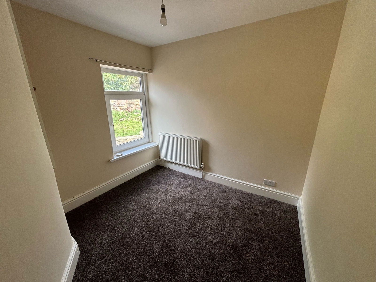 House Lunn Road in Cudworth
