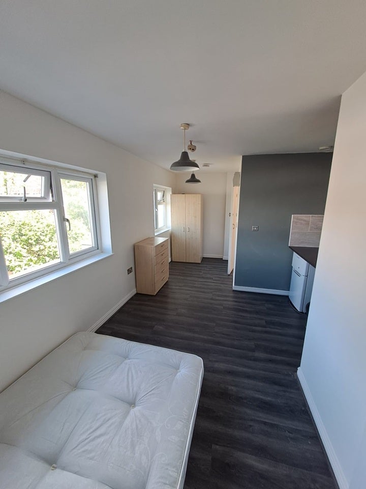 Room Gardiner Close in Greater London