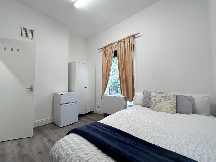 Room Uttoxeter New Road in Derby