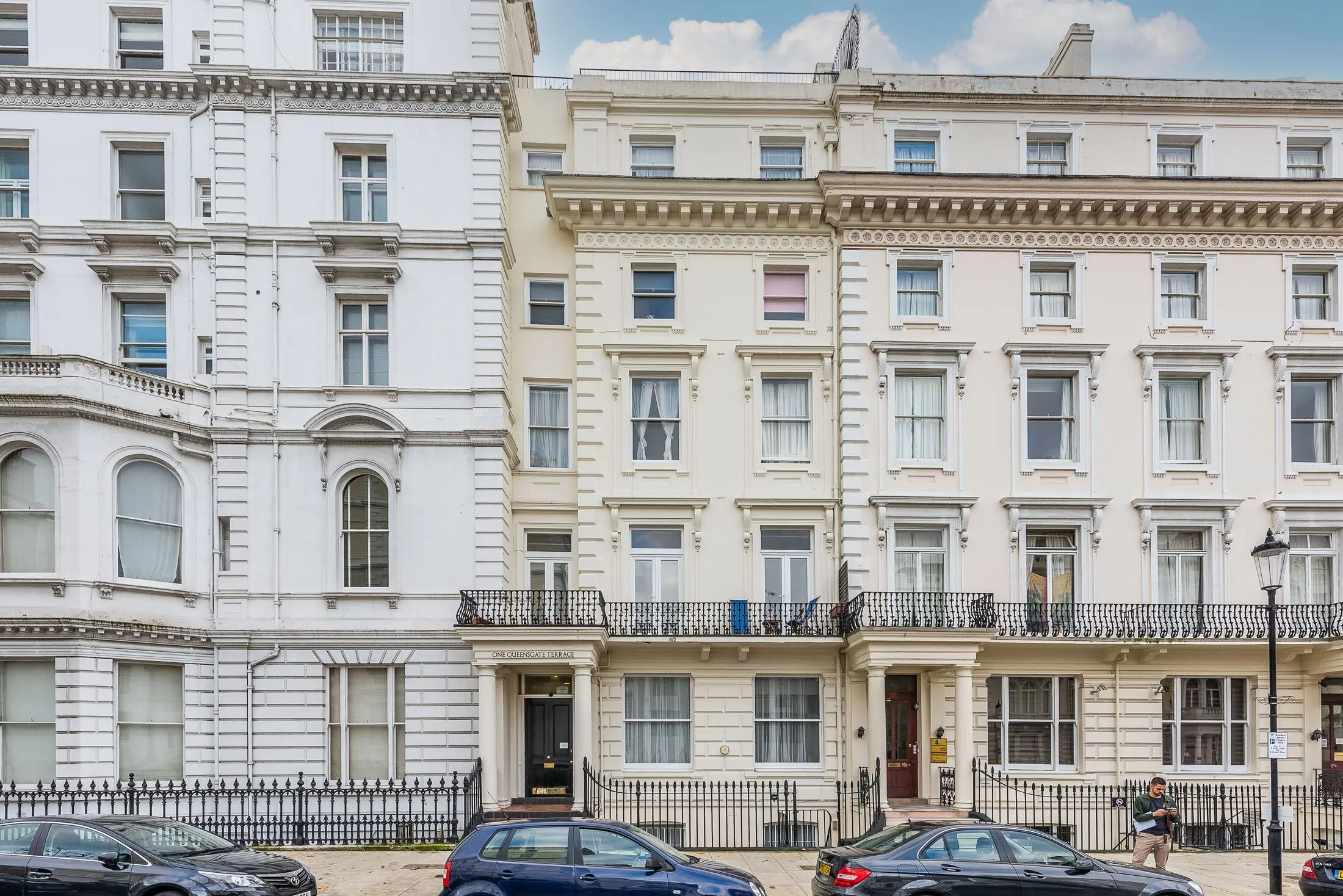 Flat Gore Street in Greater London