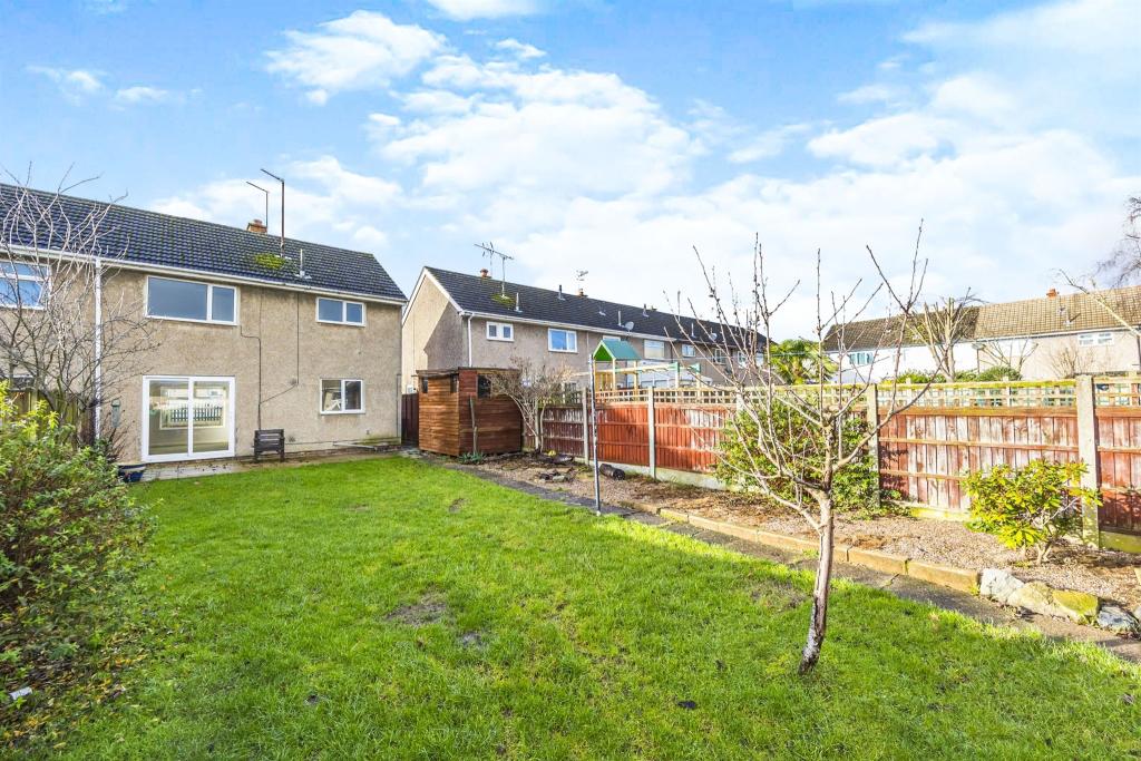 House Wyndale Drive in Erewash