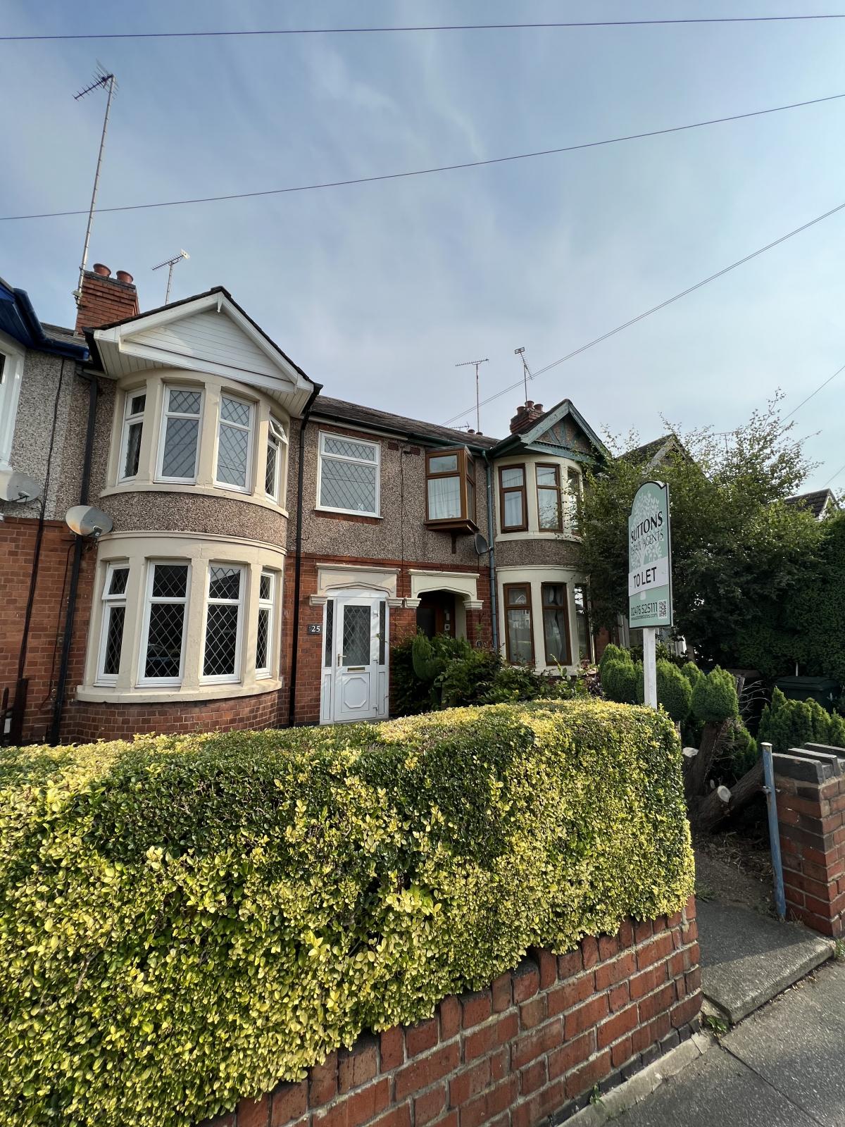 Flat Selworthy Road in Coventry
