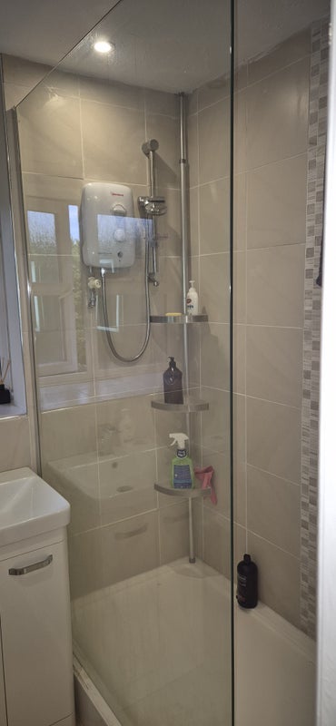 Room Eccles New Road in Salford