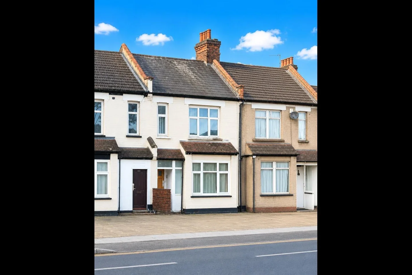 House Willoughby Lane in Greater London
