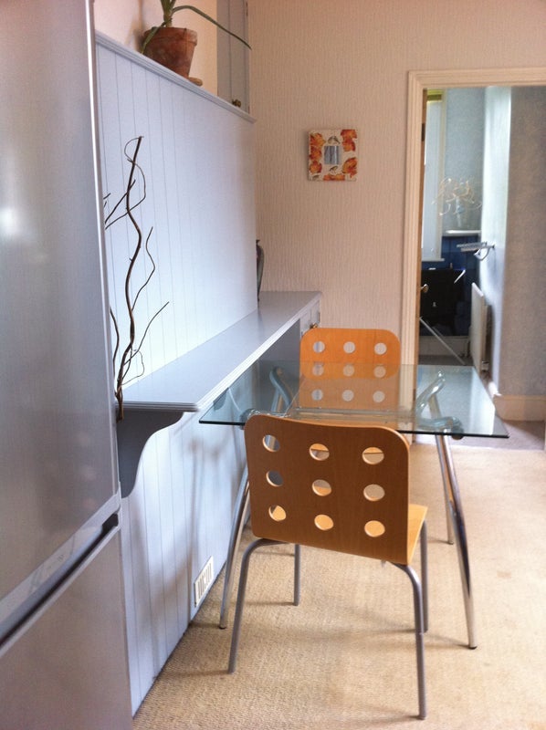 Room Fairlawn Road in Greater London