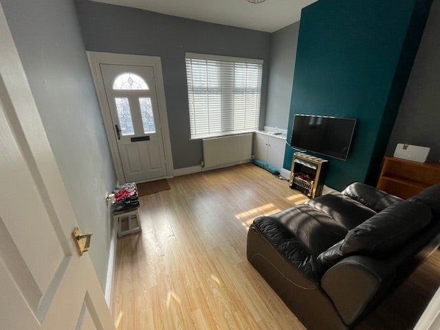Room Riland Avenue in Birmingham