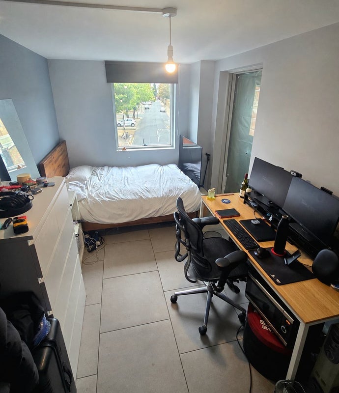 Room Motley Street in Greater London