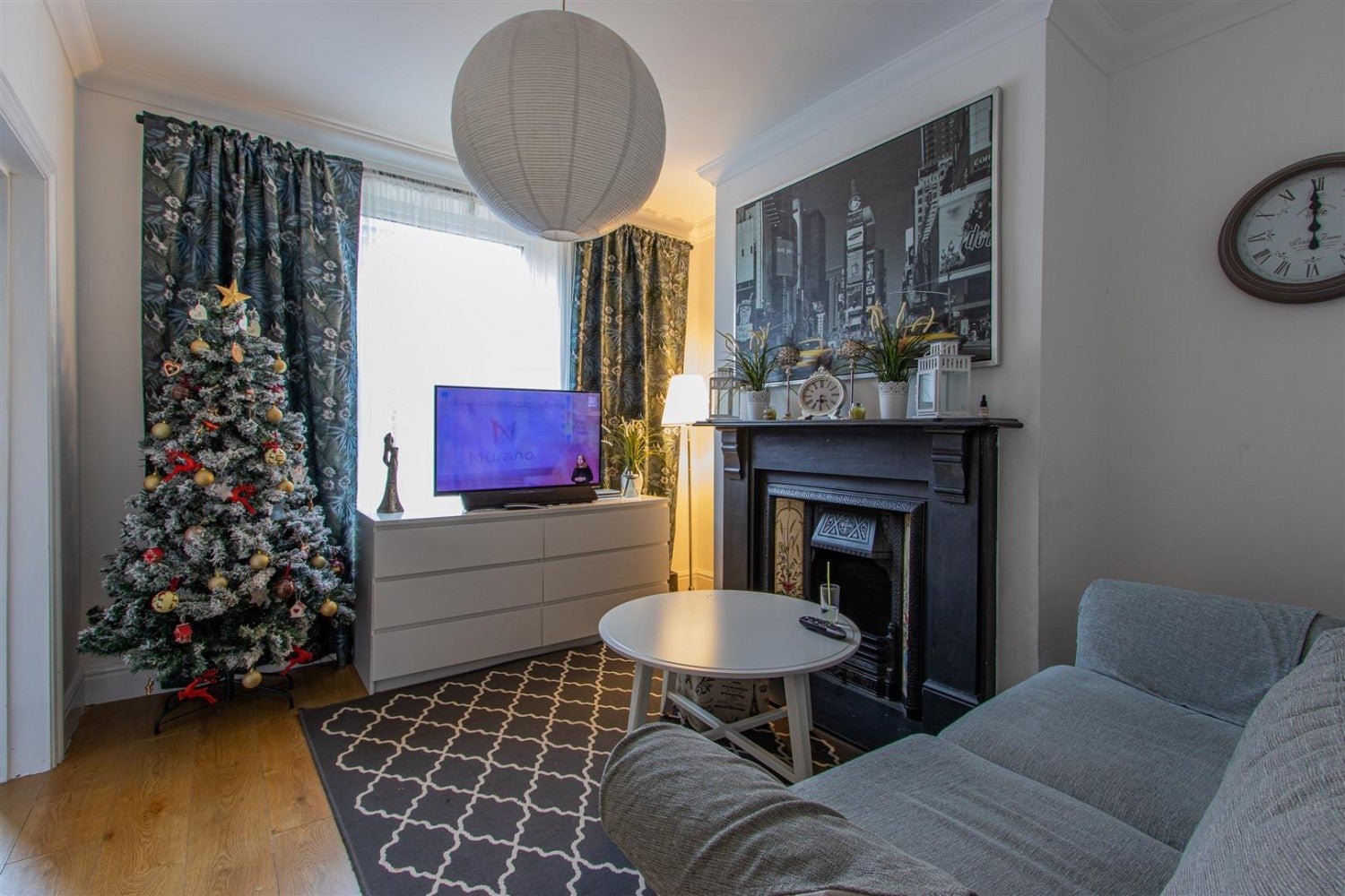 Flat Cymmer Street in Cardiff
