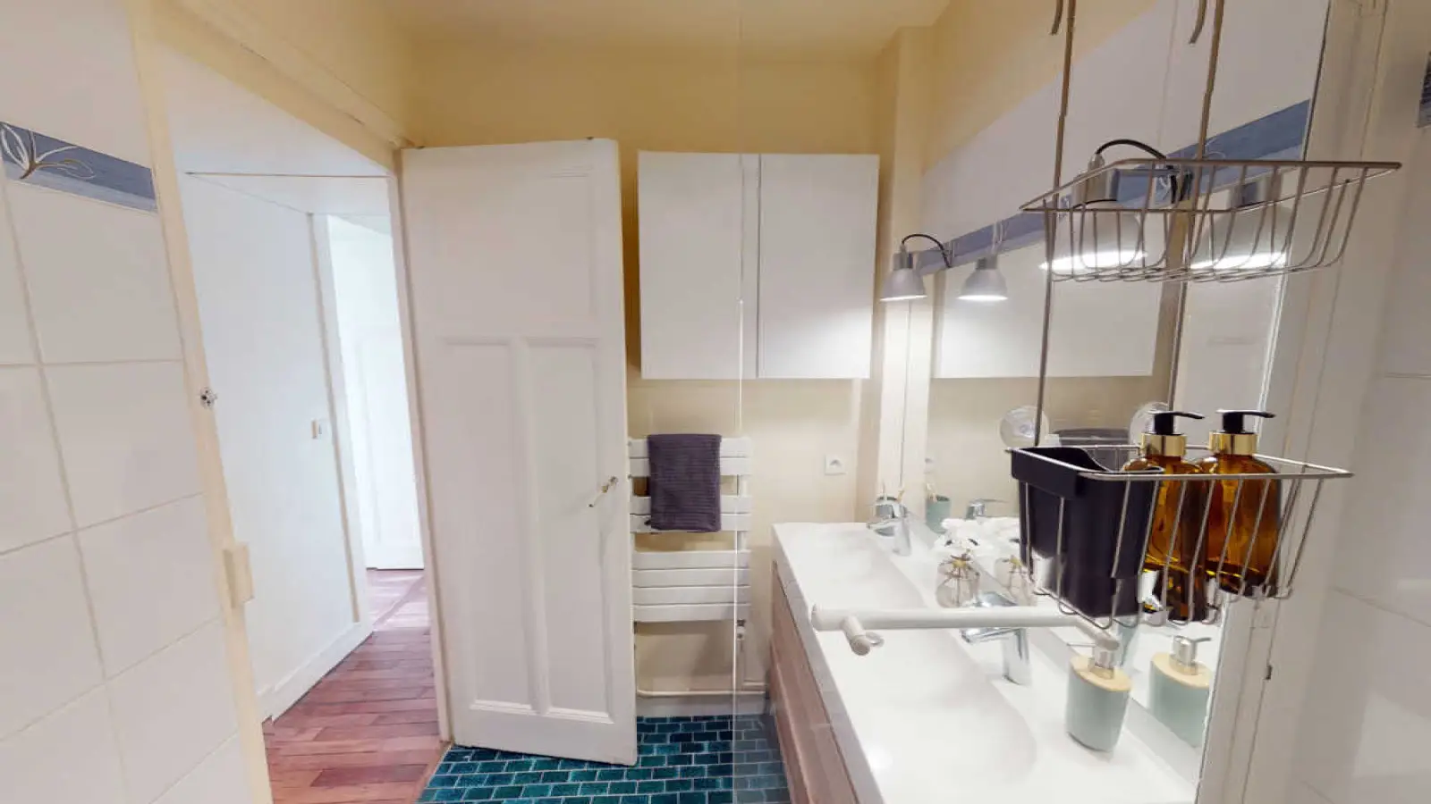 Room Rue du Père Brottier in Paris