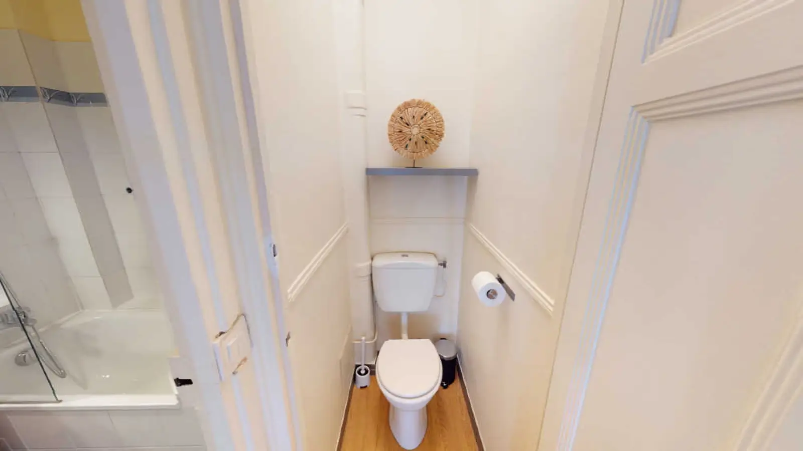 Room Rue du Père Brottier in Paris