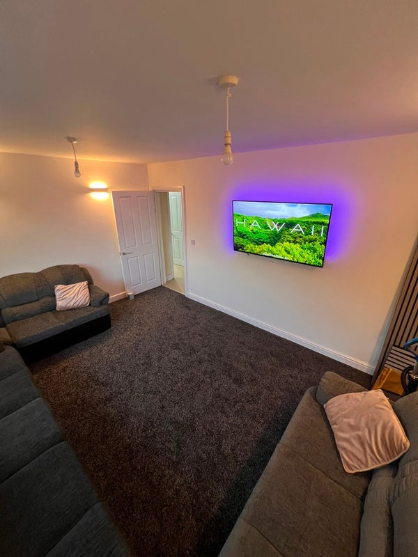 Room Stourbridge Road in Brierley Hill