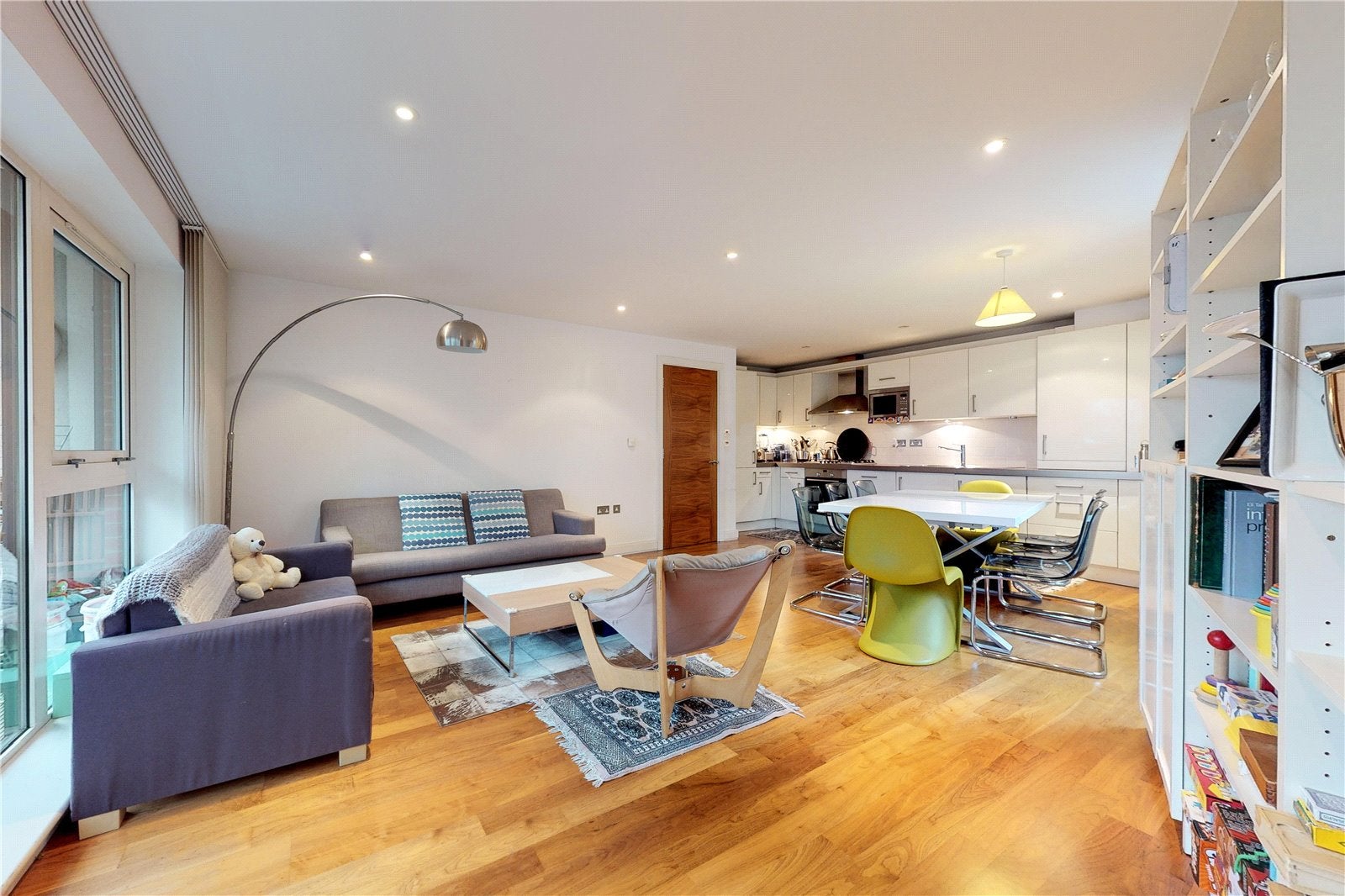 Flat Clerkenwell Road in Greater London