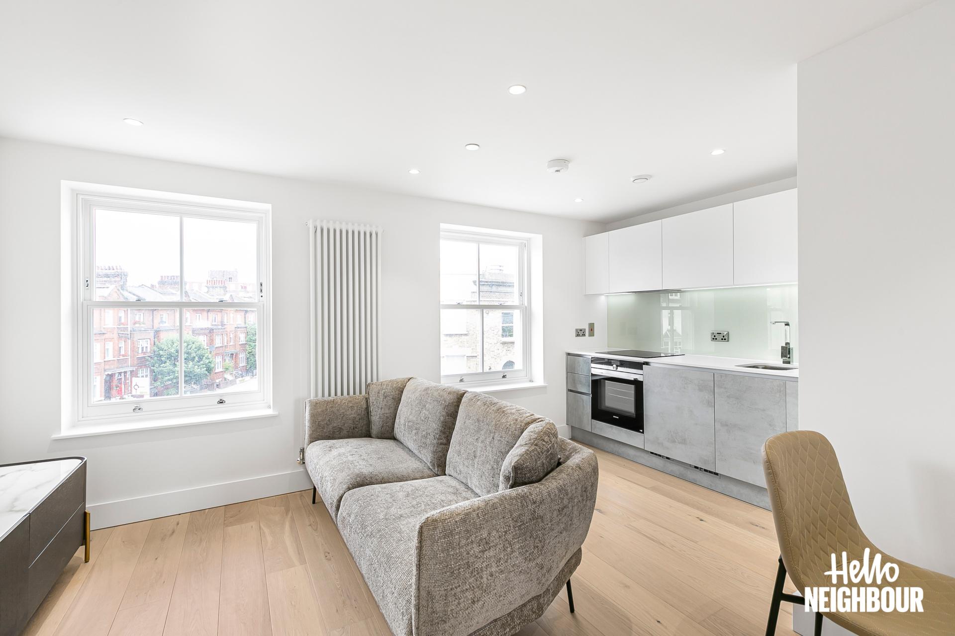 Flat Battersea Park Road in Greater London