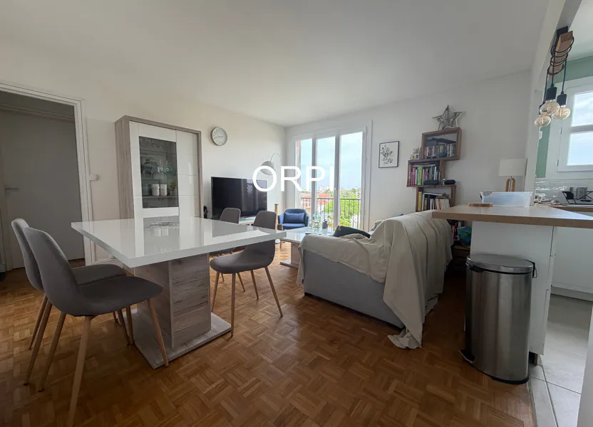 Appartement Rue Louise-Aglaé Cretté à Vitry-sur-Seine