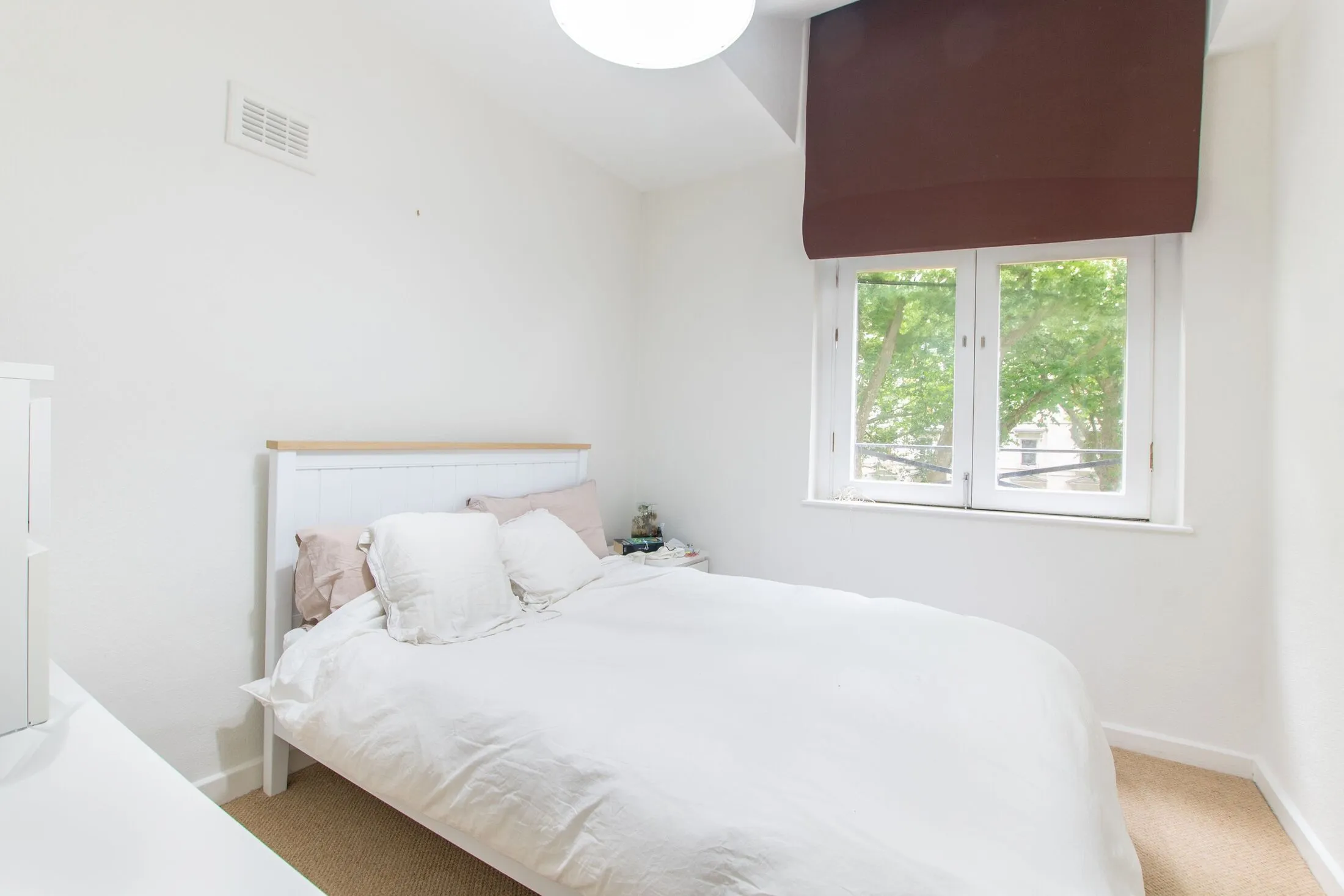 Flat Gloucester Terrace in City of Westminster