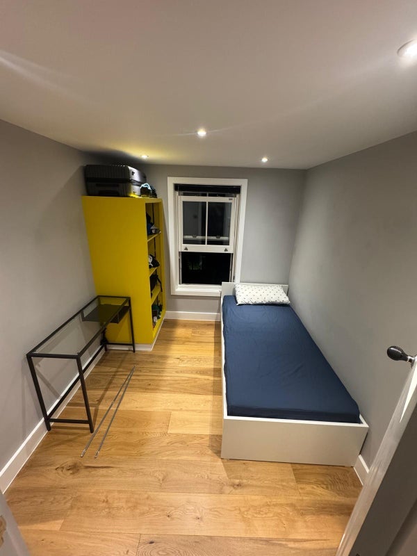 Room Edward Road in Greater London