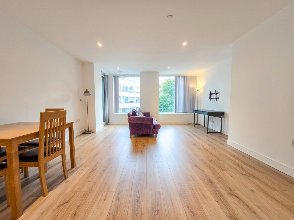 Flat Beadon Road in Greater London