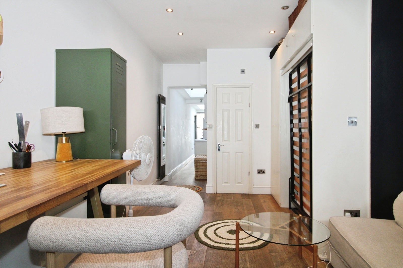 Flat Kingston Road in Greater London