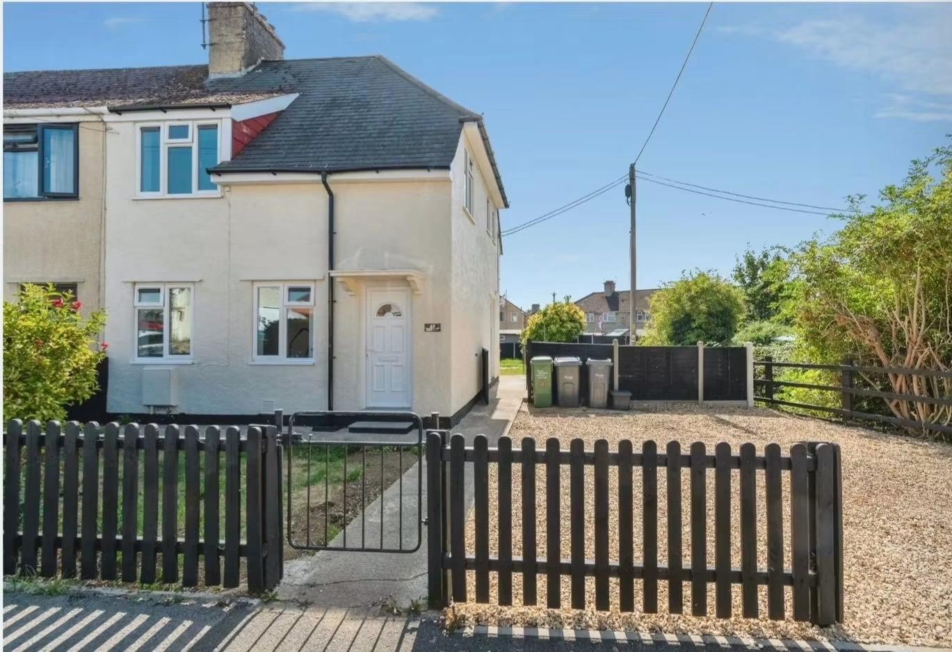 House Woodlands Road in Chippenham