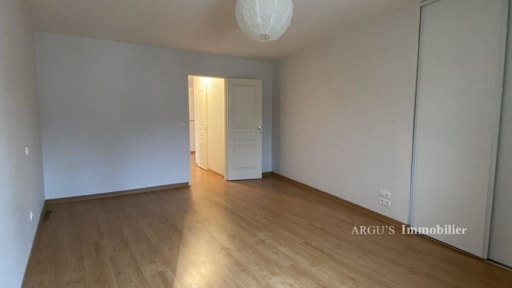 Appartement D 7 à Saint-Pierre-d'Exideuil