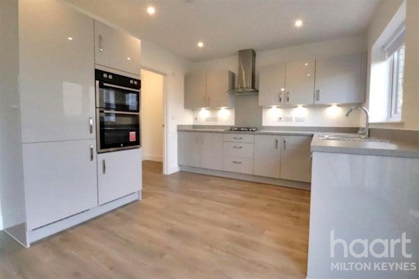 House Chalice Way in Milton Keynes