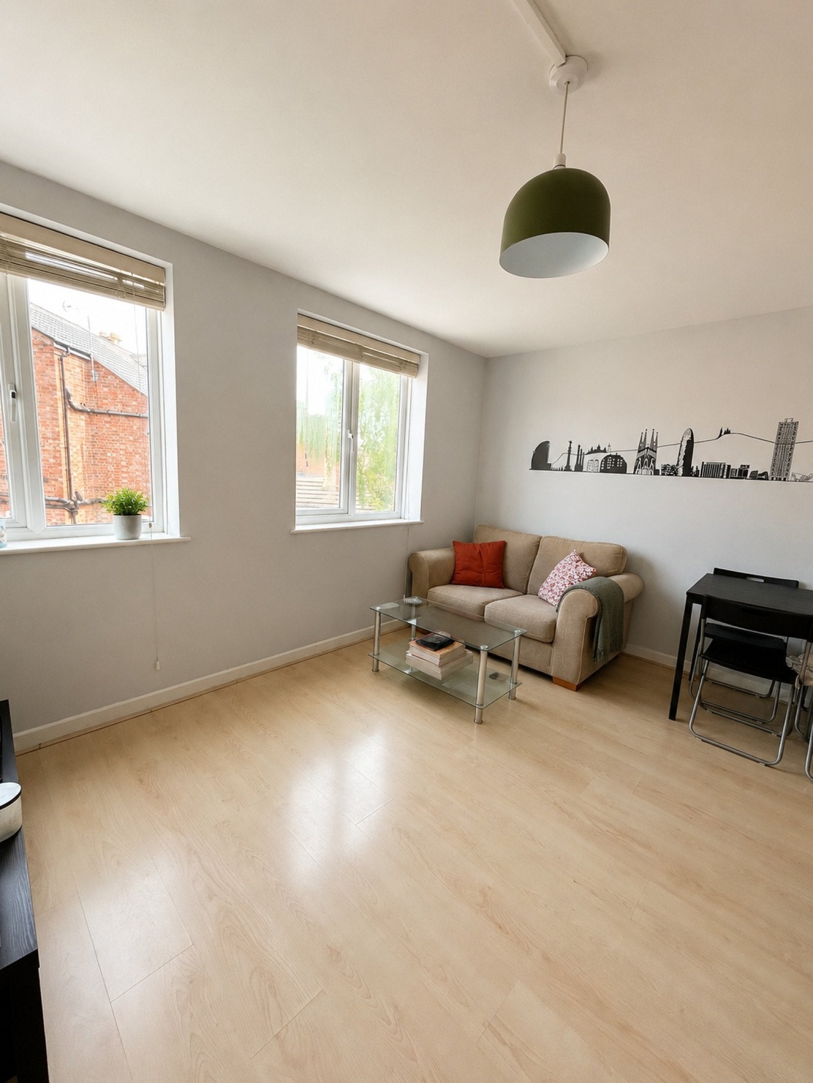 Flat Ashby Road in Charnwood