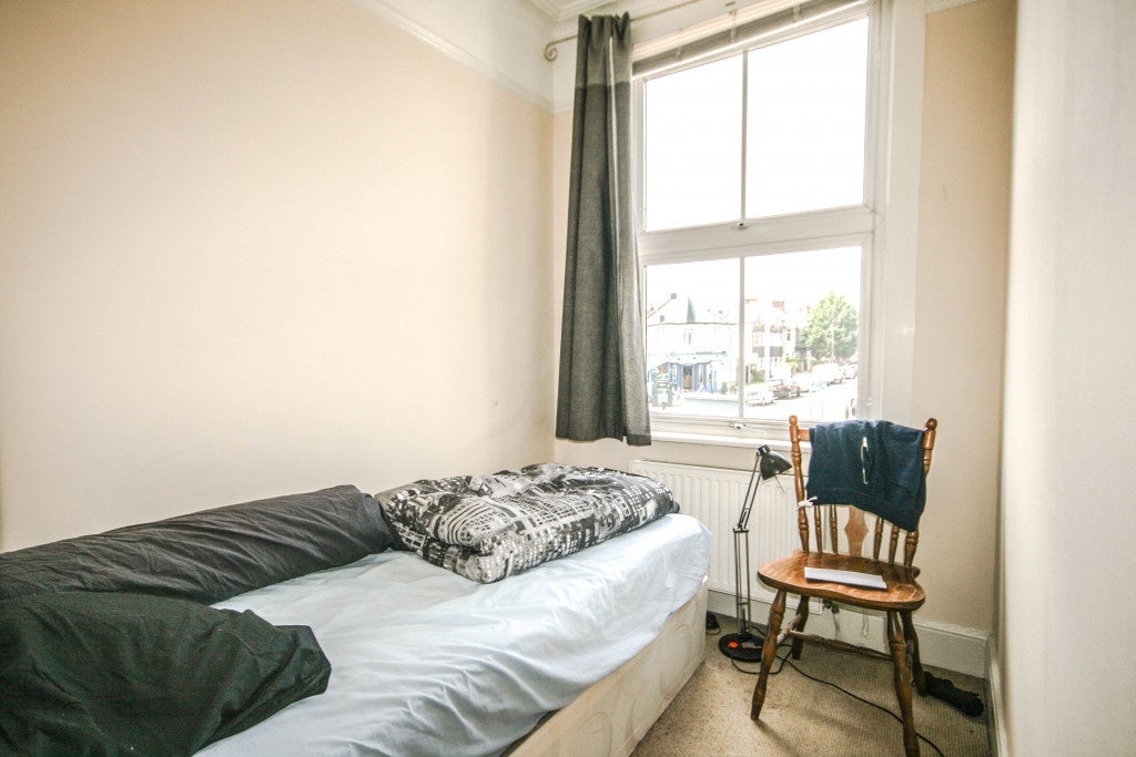 House Merton Road in Greater London