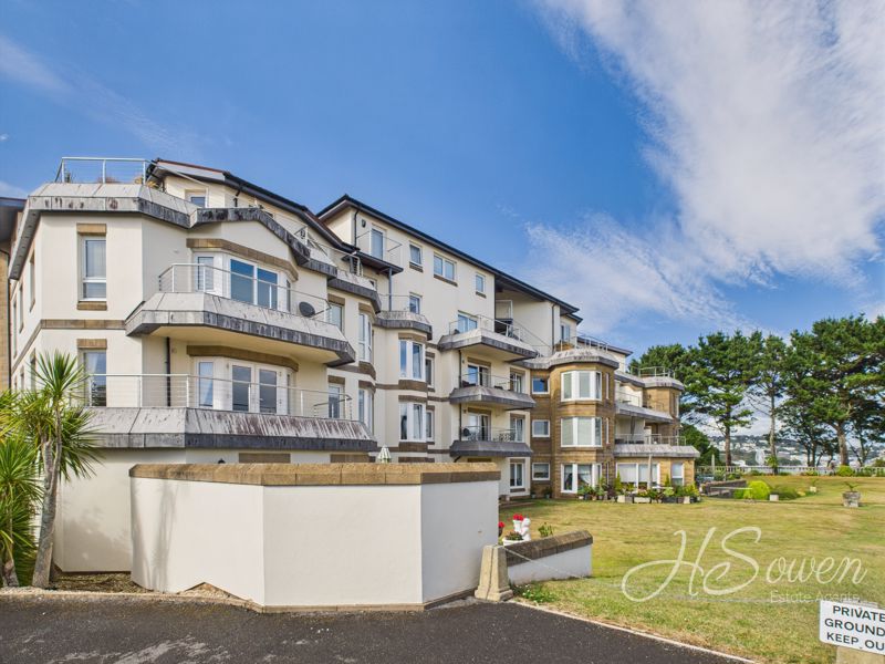 Flat Cliff Road in Torquay
