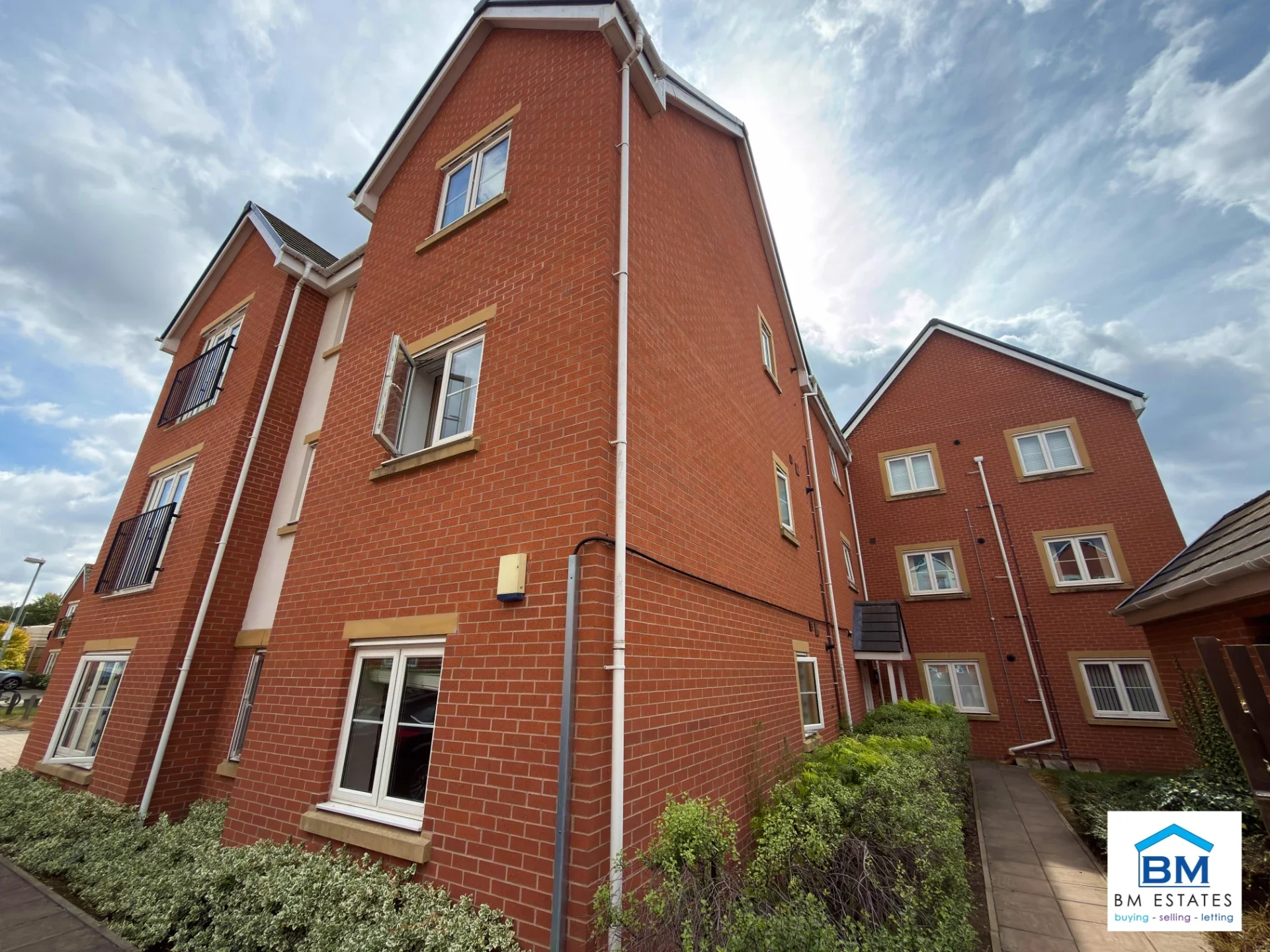Flat Garden Street in Charnwood