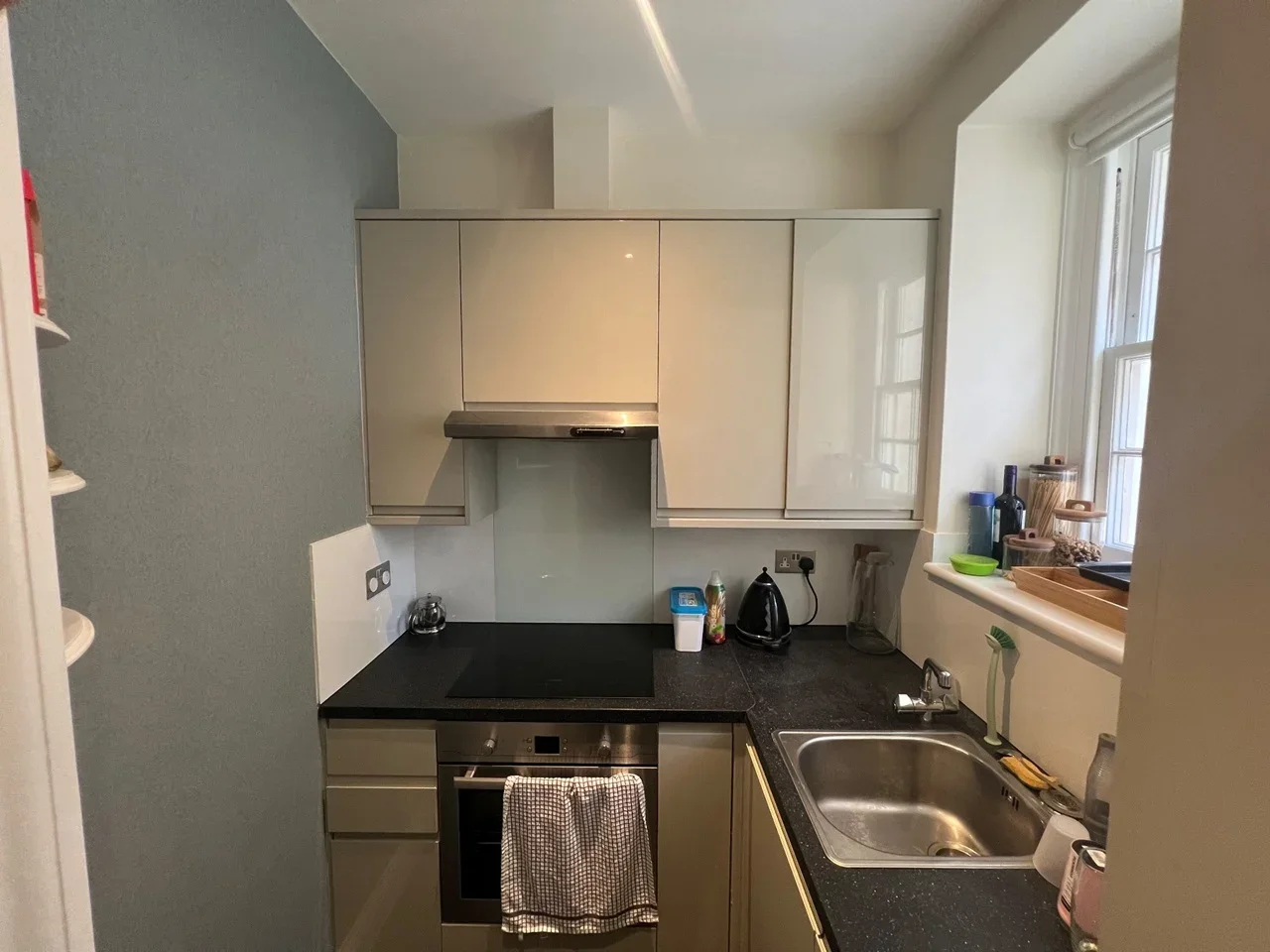 Flat Warwick Square in City of Westminster